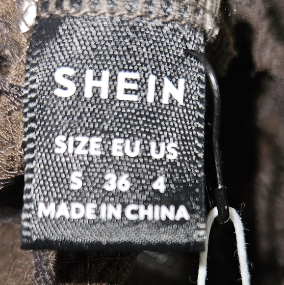 Shein long sleeve brown with silver striped sheer crop top - Picture 6 of 6